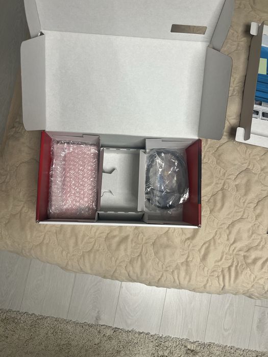 Nintendo Switch Mario Edition поколение V2