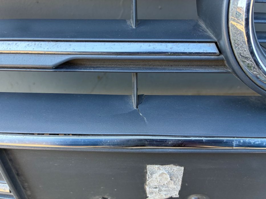 Решетка предна броня Audi A5. S-line. Ауди А5. 16-19г. 8W6853651R.