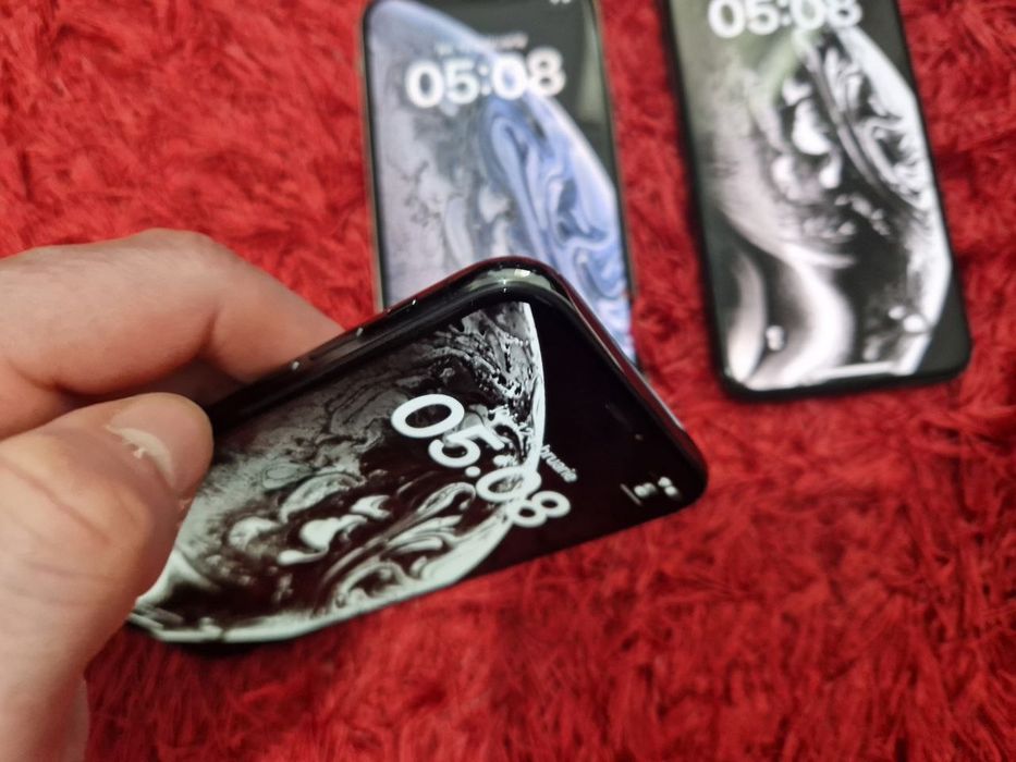 -Iphone XS, ca Noi, Negru-Silver, 64Gb, 4Ram, Bat: 90%-92%-88%, irepro
