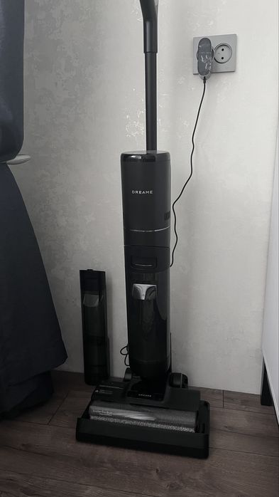 Продам беспроводной пылесос