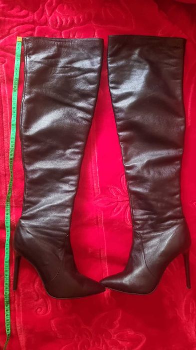 Cizme peste genunchi