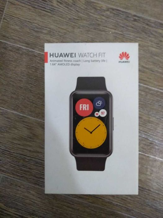 Смарт часы Huawei Watch Fit.
