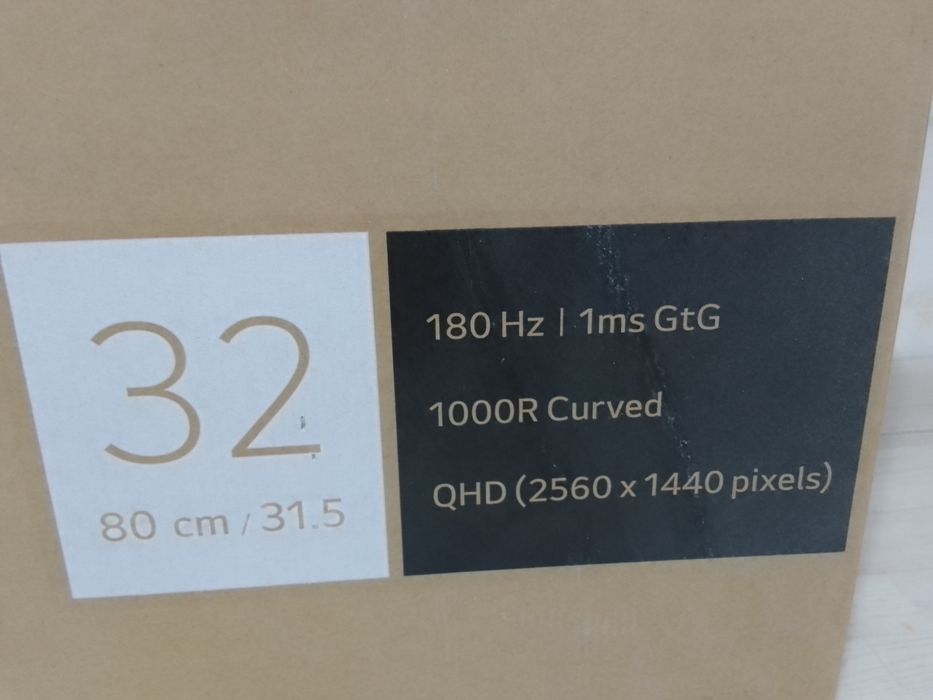 Mонитор 32 дюйма 2к 180 Гц  1мс
