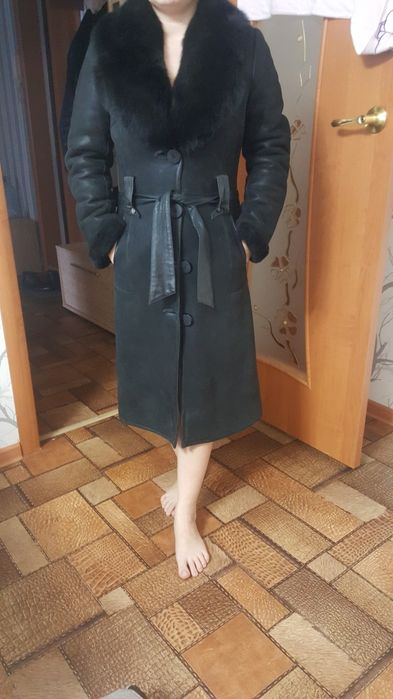 Продам женскую дубленку