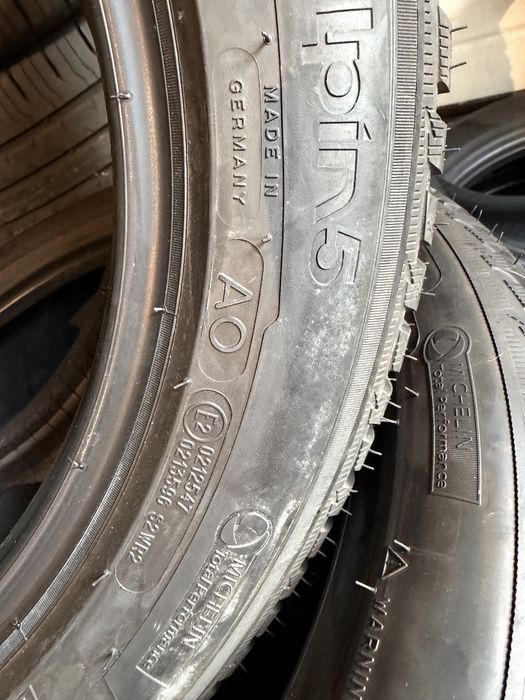 Set 4 anvelope de iarnă Michelin Alpin 5 – 215/55 R17 94V – NOI 0 KM