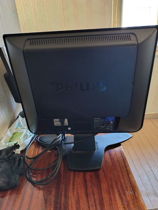 Монитор Philips 190C