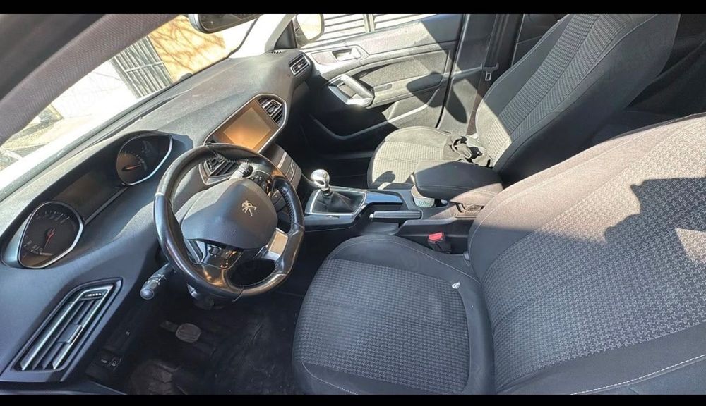 Schimb Peugeot 308 si golf 6