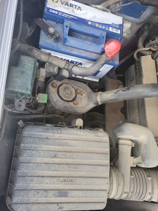 Vând Suzuki Grand Vitara 2.5 V6 NEGOCIABIL