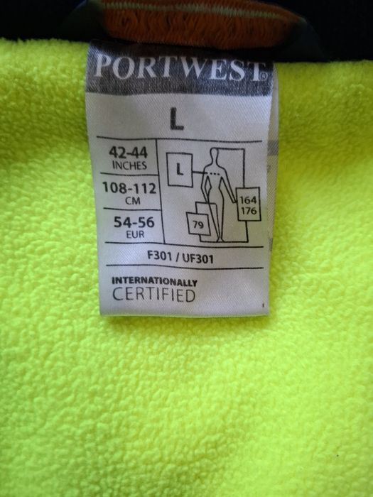 Продам спецодежду