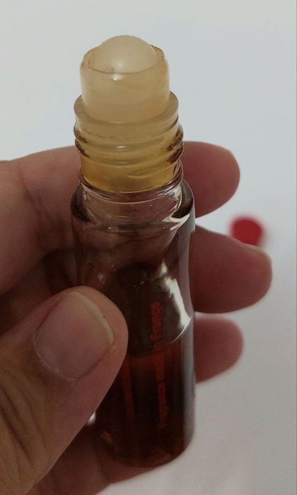 Масляные роликовые духи