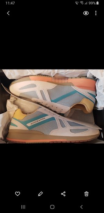 Scotch & Soda
VIVEX 8A Sneakers
Colour Grey