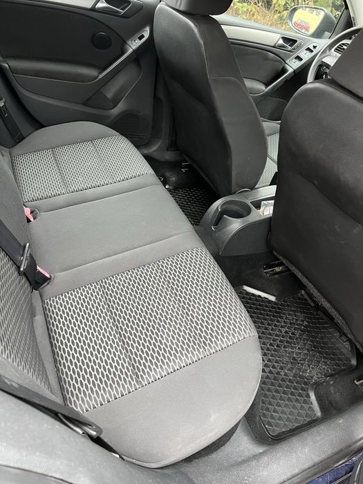 VOLKSWAGEN Golf 2010 — imagine 4
