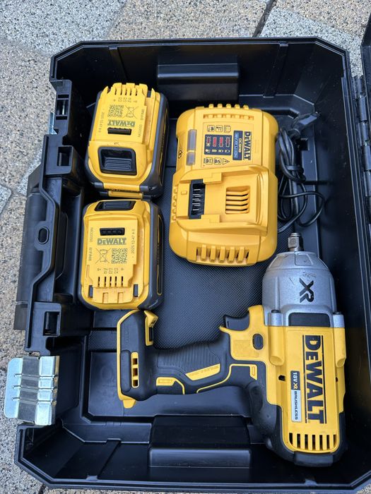 Pistol dewalt cu impact 1/2
