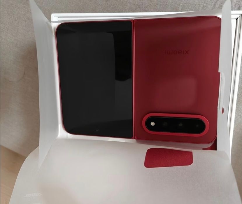 Xiaomi 18 fold dkdk