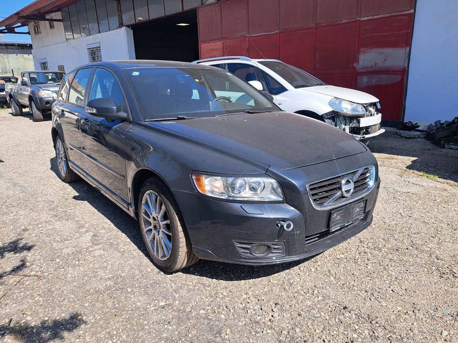 Волво v50 на части