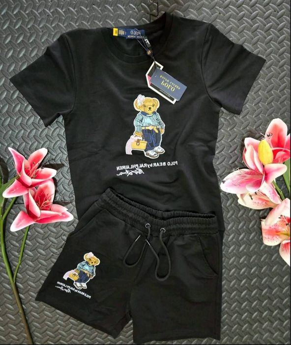 Невероятни дамски екипи.