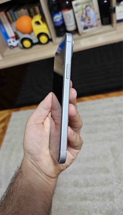 iphone 15 . 128 gb