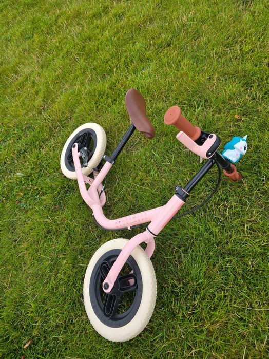 Bicicleta fara pedale roz