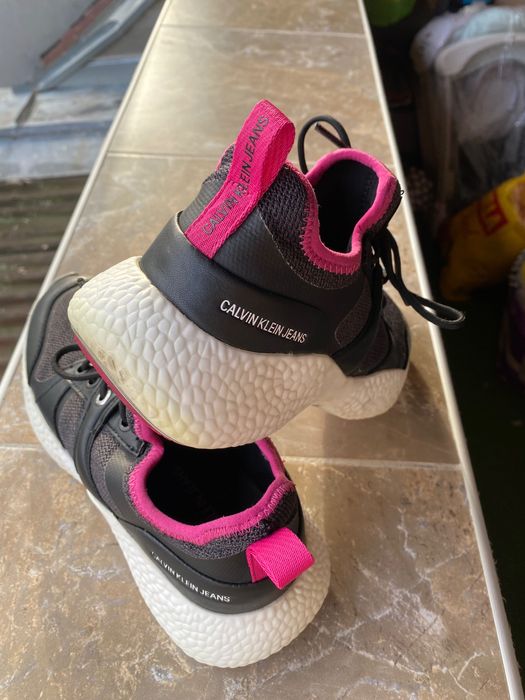 Calvin klein, Steve Madden, Pepe jeans