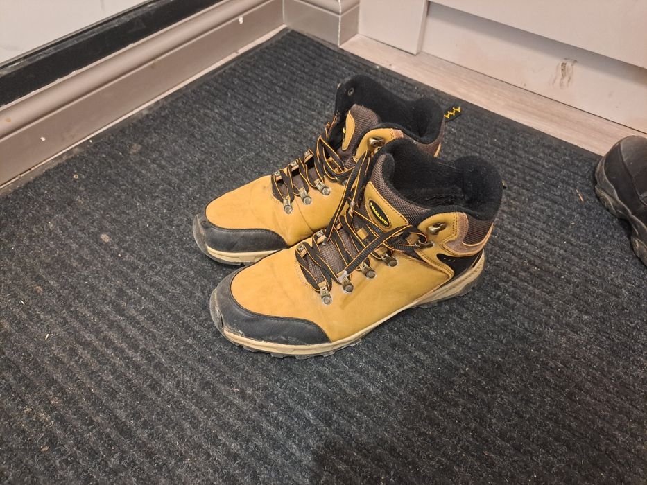 Зимние сапоги 42р. Бу