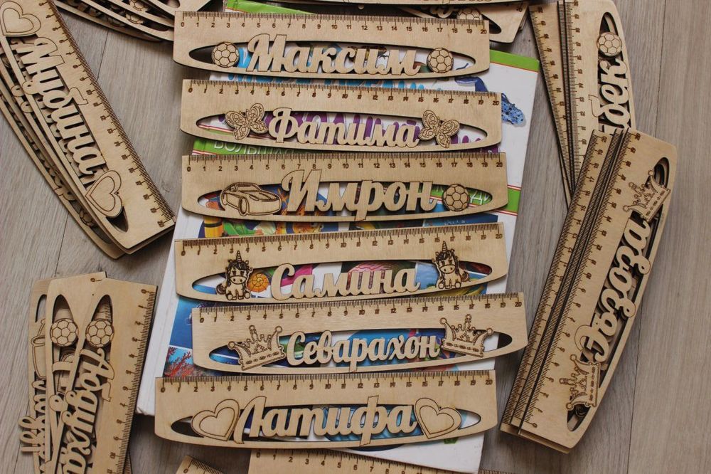 Именные линейки с любимыми героями