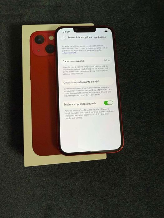 Vand Sau Schimb IPhone 13 Red Product 128Gb Neverlocked
