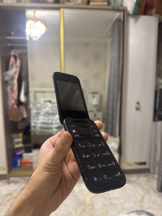 Nokia 2700 Ideal pachti yengi