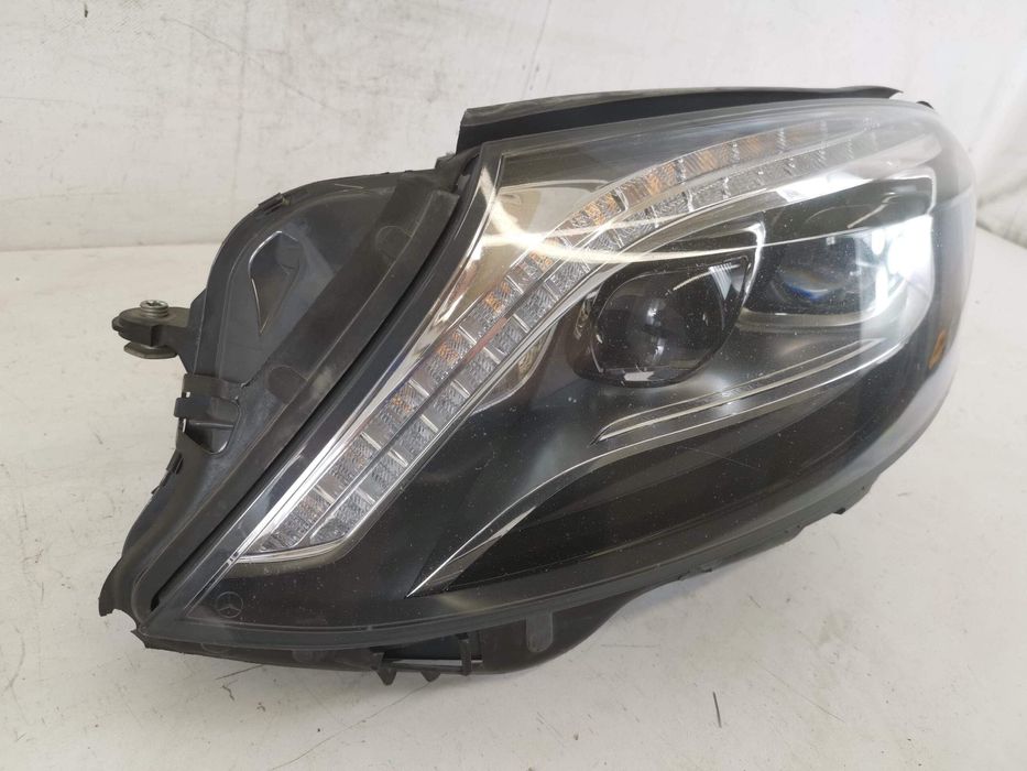 Фар Ляв Пълен Лед Интелигентна Светлинна Система Мерцедес-Бенц С-Клас