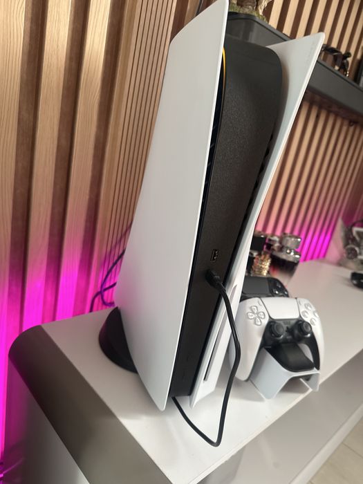 Sony PlayStation 5 продам