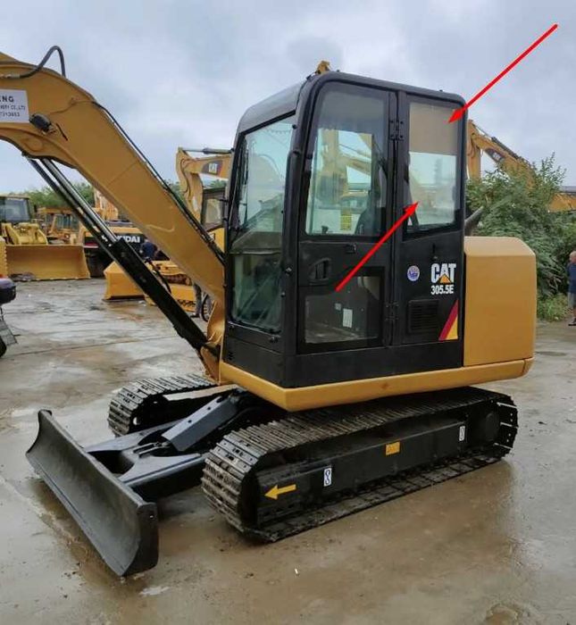 Parbriz/Geam/Luneta pt CATERPILLAR 303.5CCR,305.5DCR,303.5DCR,304CCR