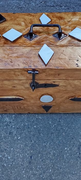 Cufăr vintage din anul 1950