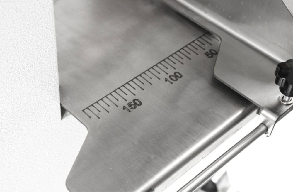 Продам элетро пилу для мясо и костей