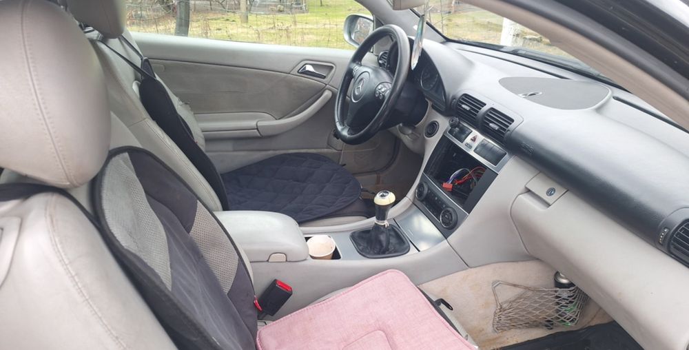 Se vinde mercedes C 220