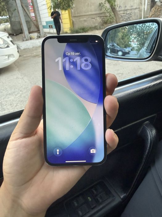 Iphone 12 64гб 70% батарея