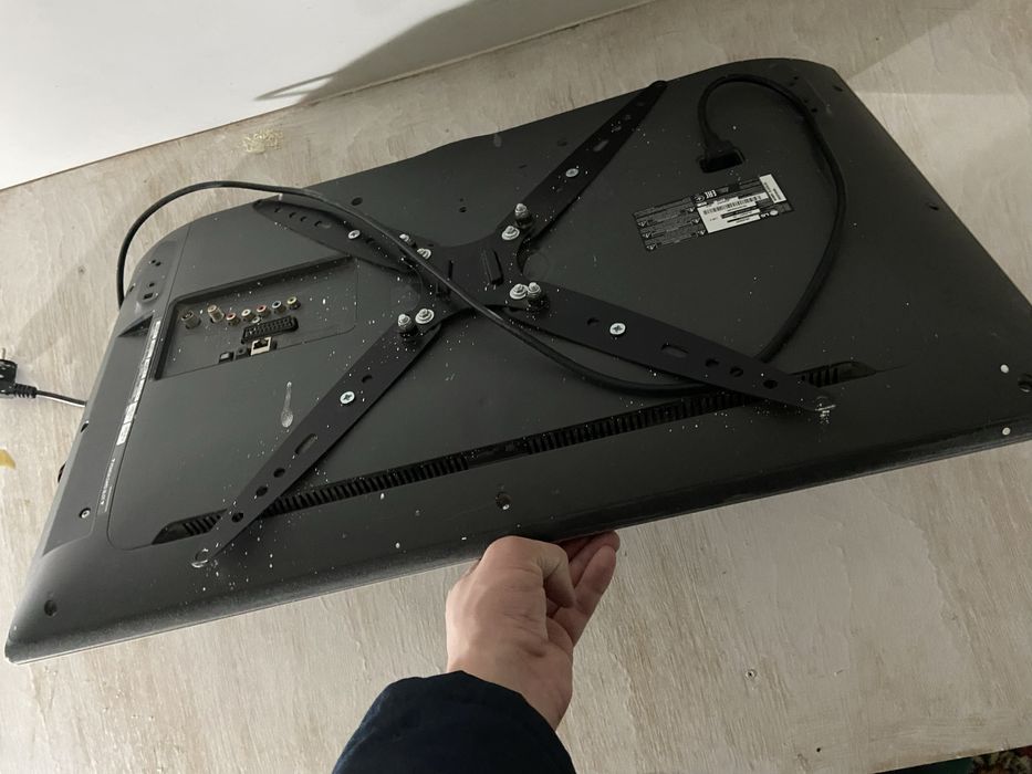 Телевизор LG Smart TV