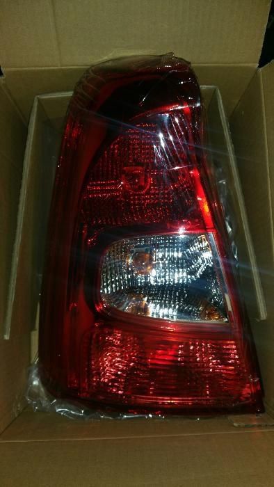 Lampa tripla stop NOUA stanga dreapta Dacia Logan facelift 2008-2013