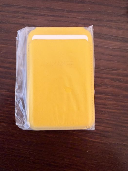 Стойка за телефон Binance