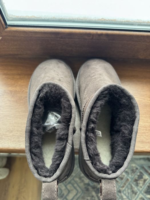 Продам Уги женские