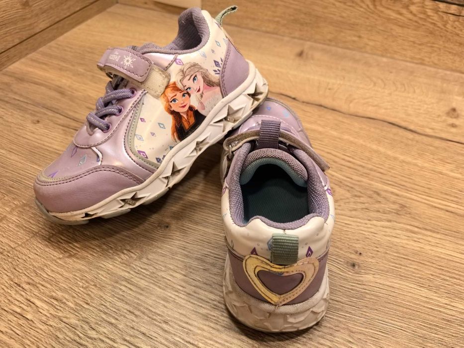 Обувки за момиченце Kamik, H&M, LC Waikiki, Ipanema