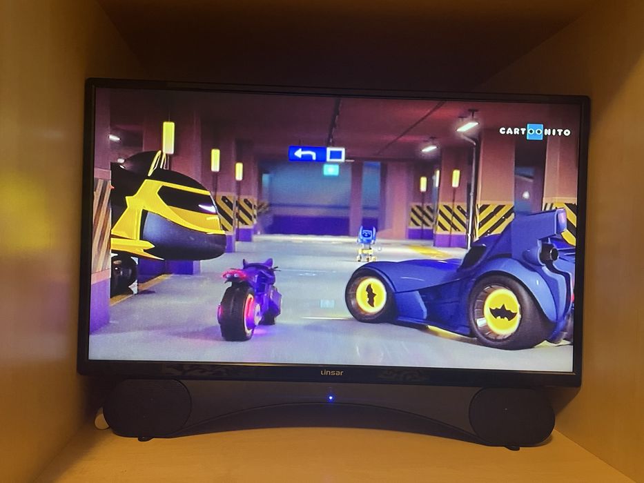 Televizor diagolana 60’