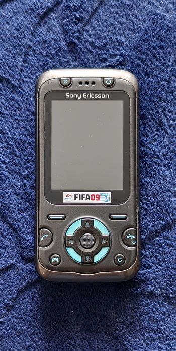 Telefon mobil Sony Ericsson F305