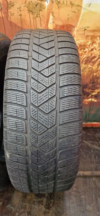 2 Anvelope Pirelli 235 55 R19 M+S. Dot 2021