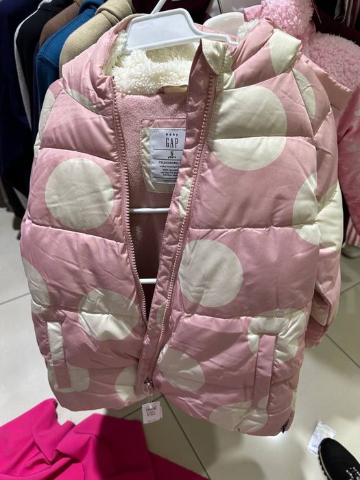 Продам куртку детскую