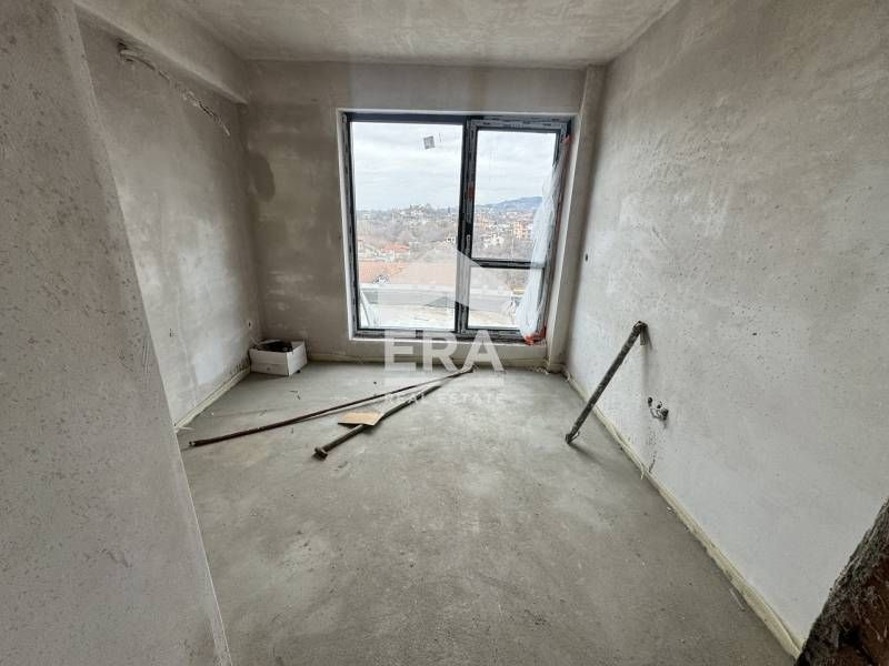 Продава се Тристаен апартамент в Варна, Левски - 181 кв.м за 933 €/кв.м - Снимка #4