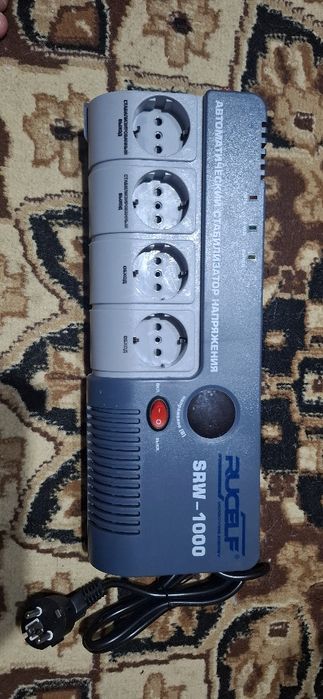 Автоматический стабилизатор напряжения RUCELF SRW - 1000