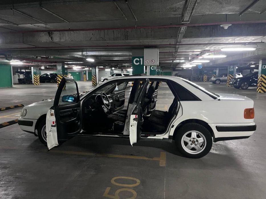 Ауди 100 С4 продам
