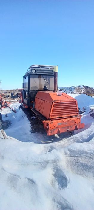 Продам трактор ВТ 150 на гусеницах