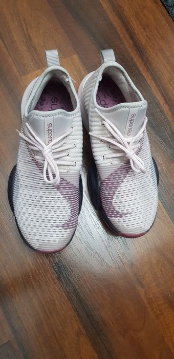 Nike Superrep       .