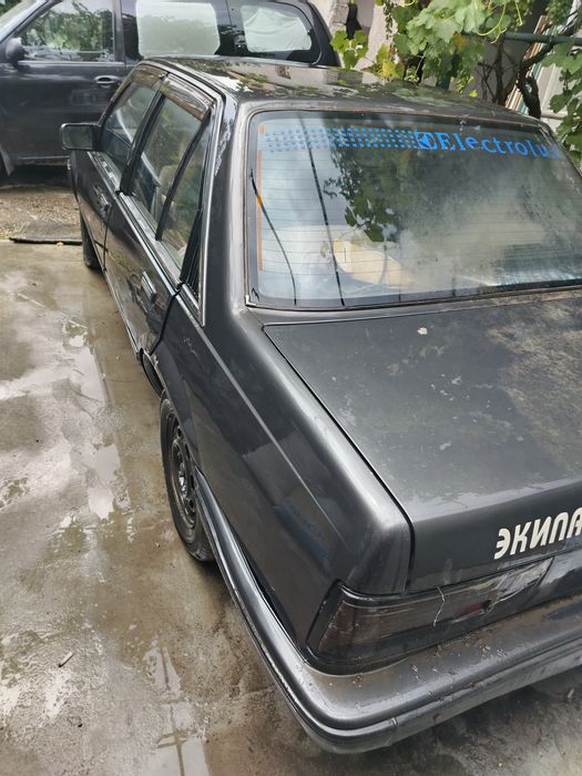 Продаётся автомобиль Isuzu Aska