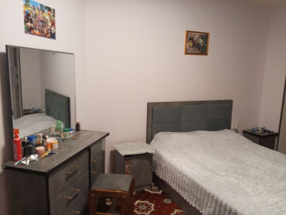 1 xonalik kv sotiladi 4 etaj 44 kv